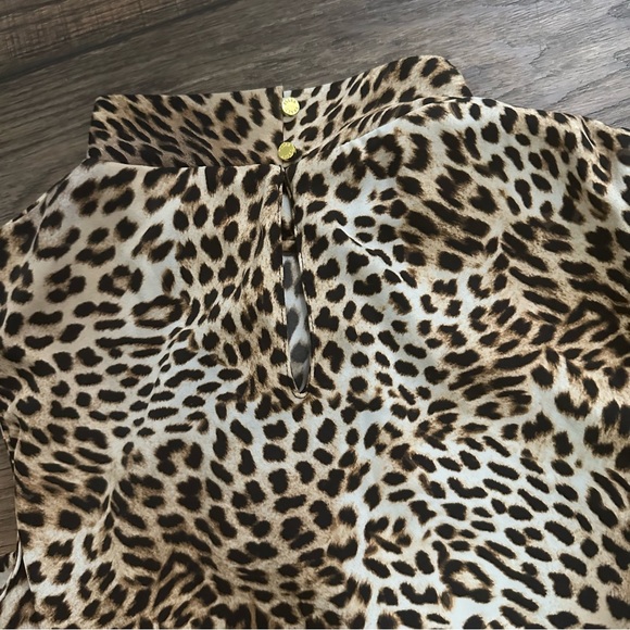 Ellen Tracy leopard print sleeveless blouse - Picture 3 of 6